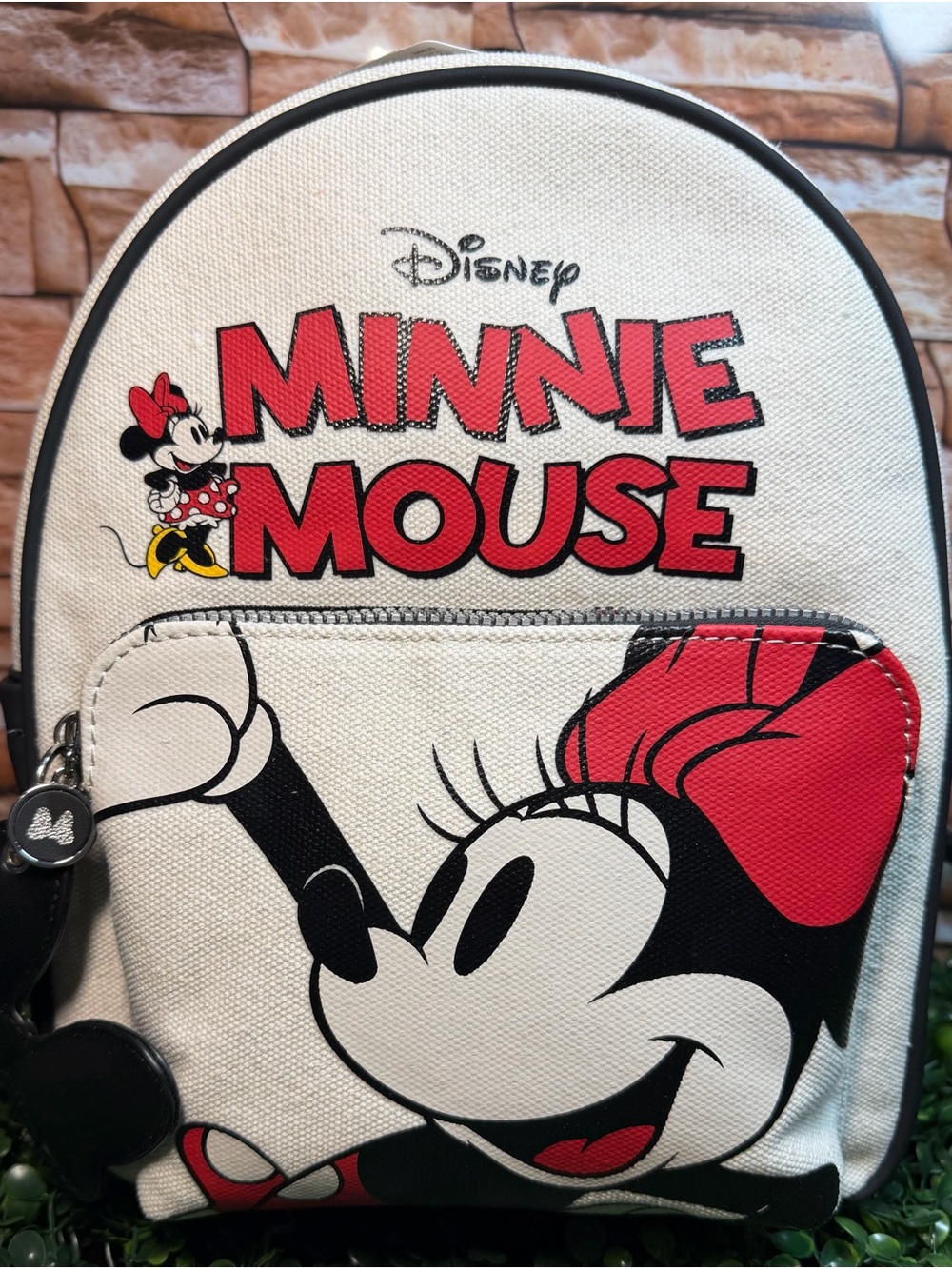 NEW DISNEY MINNIE MOUSE BACKPACK